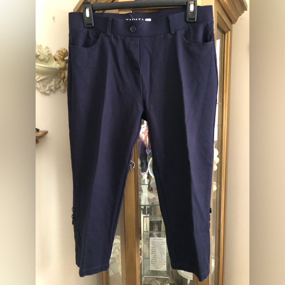 Tapata almost new womens navy blue Capri 4 pocket dress pants size 10